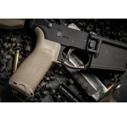 BCM ガンファイターグリップMOD3 FDE [BCM-GFG-Mod3-FDE]